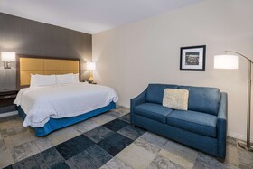 Hampton Inn & Suites San Antonio Brooks City Base