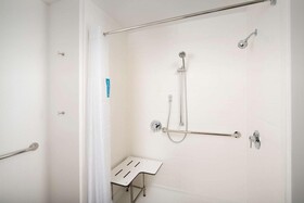 Hampton Inn & Suites San Antonio Lackland Afb Seaworld