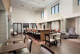 Hampton Inn & Suites San Antonio Lackland Afb Seaworld