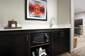 Hampton Inn & Suites San Antonio Lackland Afb Seaworld