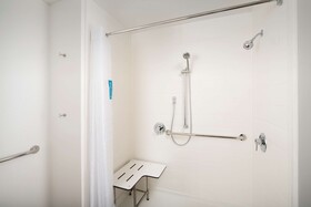 Hampton Inn & Suites San Antonio Lackland Afb Seaworld