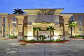 Hampton Inn & Suites San Antonio / Northeast I-35