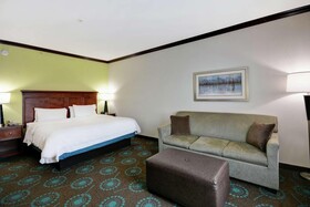Hampton Inn & Suites San Antonio / Northeast I-35