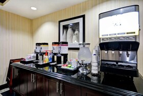 Hampton Inn & Suites San Antonio / Northeast I-35