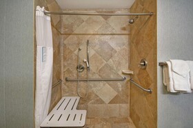 Hampton Inn & Suites San Antonio / Northeast I-35