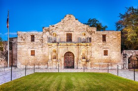 Hampton Inn & Suites San Antonio Riverwalk