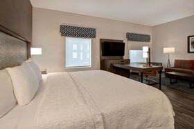 Hampton Inn & Suites San Antonio Riverwalk