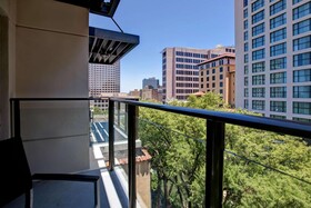 Hampton Inn & Suites San Antonio Riverwalk