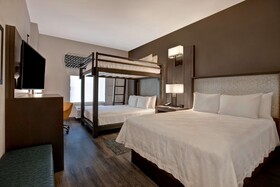 Hampton Inn & Suites San Antonio Riverwalk
