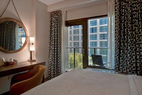 Hampton Inn & Suites San Antonio Riverwalk