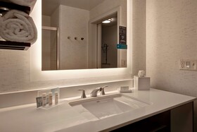 Hampton Inn & Suites San Antonio Riverwalk