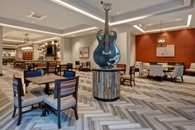 Hampton Inn & Suites San Antonio Riverwalk