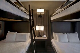 Hampton Inn & Suites San Antonio Riverwalk