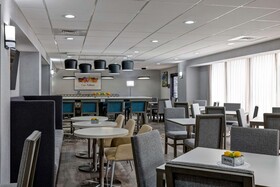 Hampton Inn San Antonio-Downtown (River Walk)