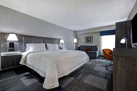 Hampton Inn San Antonio-Downtown (River Walk)