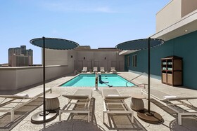 Hilton Garden Inn San Antonio Downtown