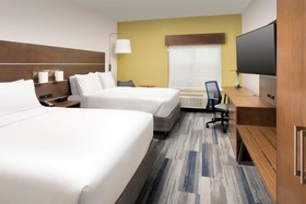 Holiday Inn Express & Suites San Antonio North Windcrest