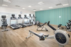 Holiday Inn Express & Suites San Antonio North Windcrest