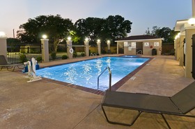 Holiday Inn Express And Suites San Antonio SE by AT&T Center