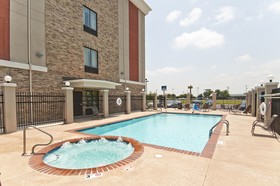 Holiday Inn Express And Suites San Antonio SE by AT&T Center