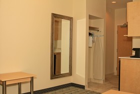 Holiday Inn Express & Suites San Antonio - Brooks City Base