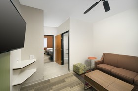 Holiday Inn Express Hotel & Suites San Antonio-Downtown Market Area