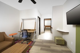 Holiday Inn Express Hotel & Suites San Antonio-Downtown Market Area