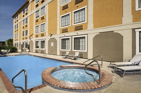 Holiday Inn Express Hotel & Suites San Antonio-Downtown Market Area