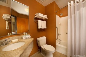 Holiday Inn Express San Antonio N-Riverwalk Area