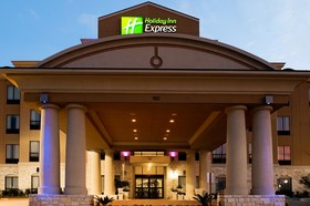 Holiday Inn Express & Suites San Antonio NW-Medical Area