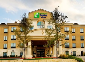 Holiday Inn Express & Suites San Antonio NW-Medical Area