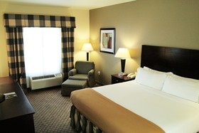 Holiday Inn Express & Suites San Antonio NW-Medical Area