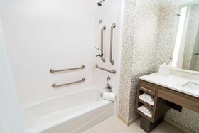 Home2 Suites By Hilton San Antonio At The Rim