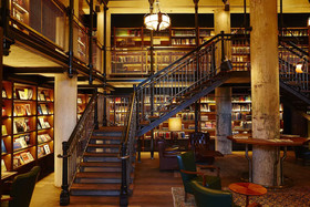 Hotel Emma