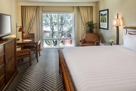 Hyatt Regency Hill Country Resort and Spa