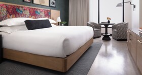 Kimpton Santo