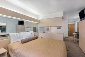 Quality Inn Downtown - near Market Square