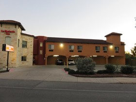 Knights Inn La Hacienda Alamo Dome - Riverwalk
