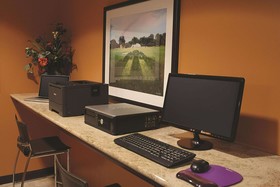 La Quinta Inn & Suites by Wyndham San Antonio Medical Ctr NW