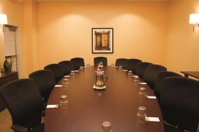 La Quinta Inn & Suites by Wyndham San Antonio Medical Ctr NW