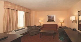 La Quinta Inn & Suites by Wyndham San Antonio Medical Ctr NW