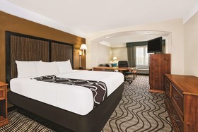 La Quinta Inn & Suites by Wyndham San Antonio N Stone Oak