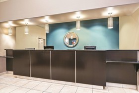 La Quinta Inn & Suites by Wyndham San Antonio N Stone Oak
