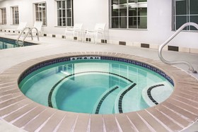 La Quinta Inn & Suites by Wyndham San Antonio N Stone Oak