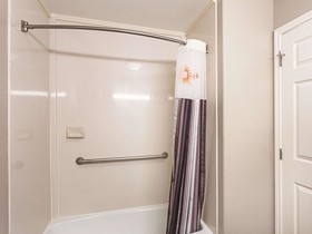 La Quinta Inn & Suites by Wyndham San Antonio Northwest