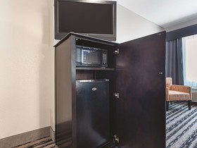 La Quinta Inn & Suites by Wyndham San Antonio Northwest