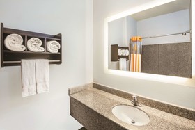 Spark by Hilton San Antonio Dominion