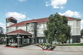 Spark by Hilton San Antonio Dominion