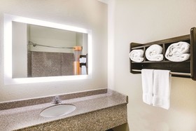 Spark by Hilton San Antonio Dominion