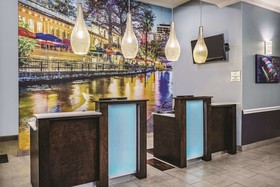 Spark by Hilton San Antonio Dominion